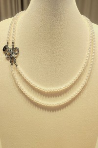 Elegant Pearl Necklace